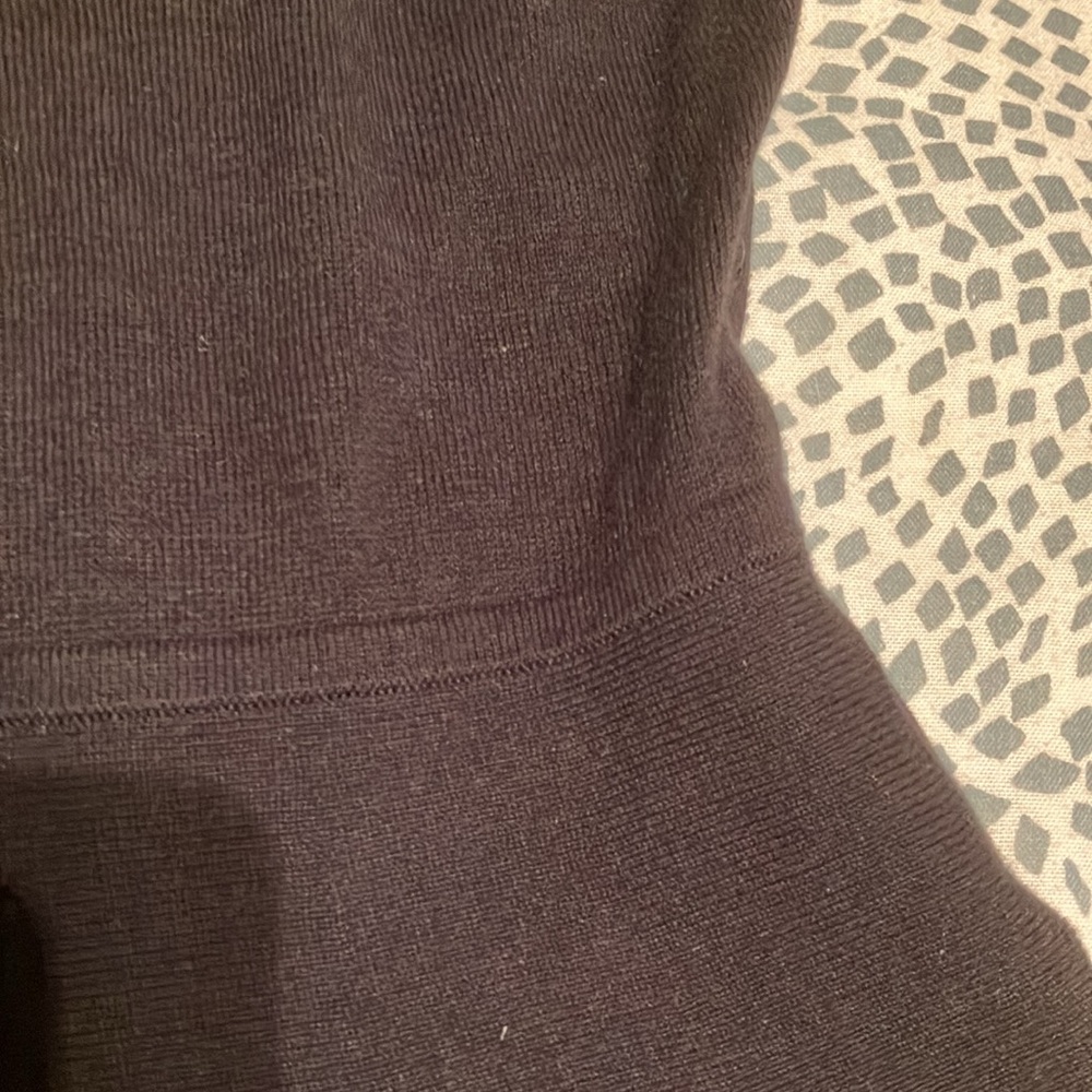 GUC Gap Peplum Top - Picture 2 of 6